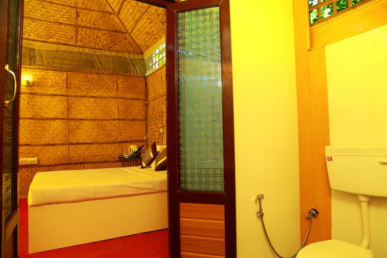 Colonels Beach Villa Alappuzha Eksteriør billede